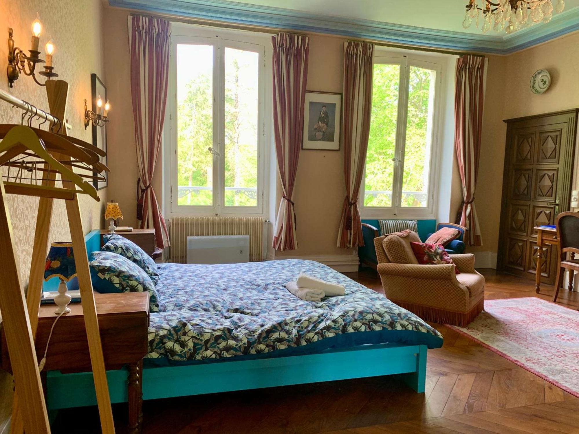 Yxie - Manoir Des Arts Bed & Breakfast Villeblevin Cameră foto